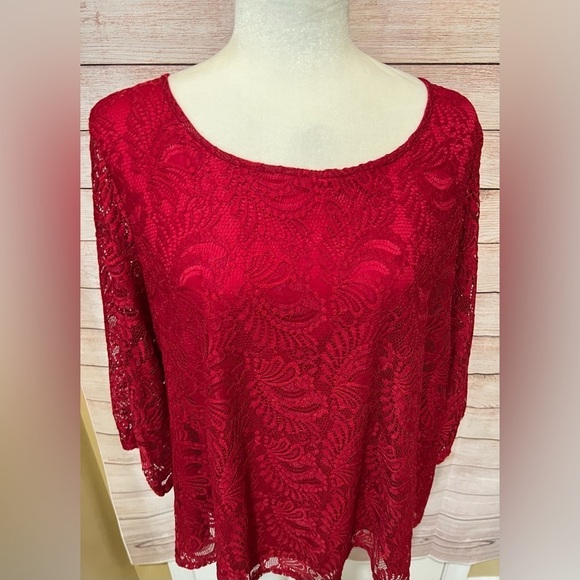 Roz & Ali Red Lace 3/4 Sleeve Cut out back large Blouse - Picture 2 of 6